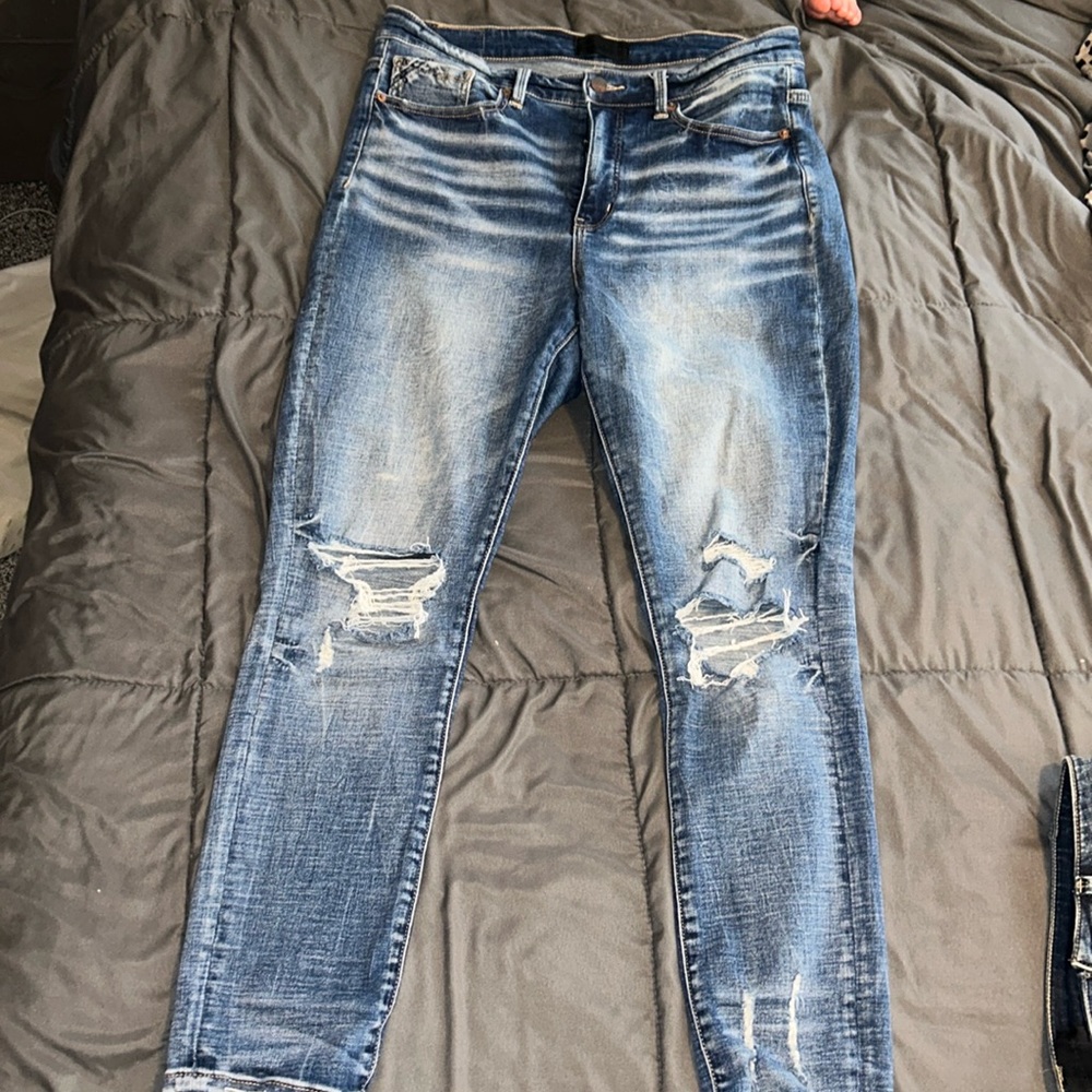 Buckle black jeans